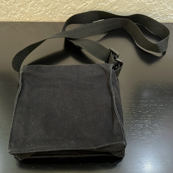 BLACK DECORATIVE CROSSBODY - Picture 3 of 7